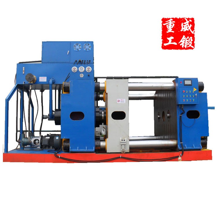 630吨树脂井盖一次成型液压机